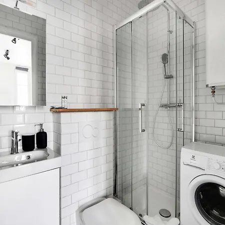 Charming - Jonquiere Paris