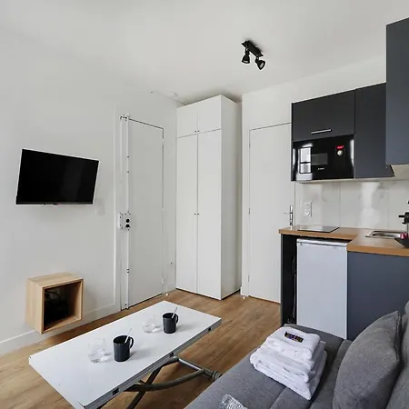 Feriehus Charming - Jonquiere Paris